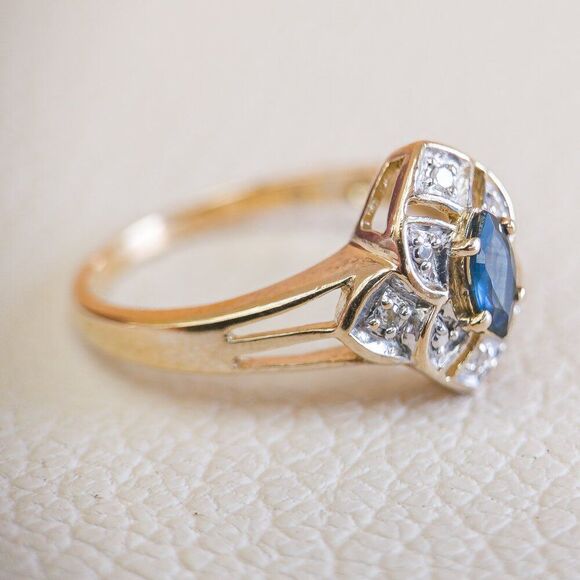 10K Gold Marquise Sapphire Ring with Illusion-Set Diamonds – Size 5.75 - Picture 3 of 7